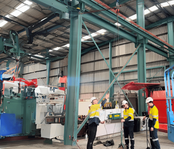 Advanced Rigging Course Perth - Participant Performing Advanced Rigging in Saferight Training Facility