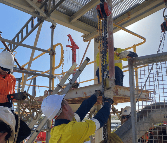 Rigging Course Perth - Participant Practicing Rigging Techniques in course at Saferights Academy Perth for the Riggers Ticket.